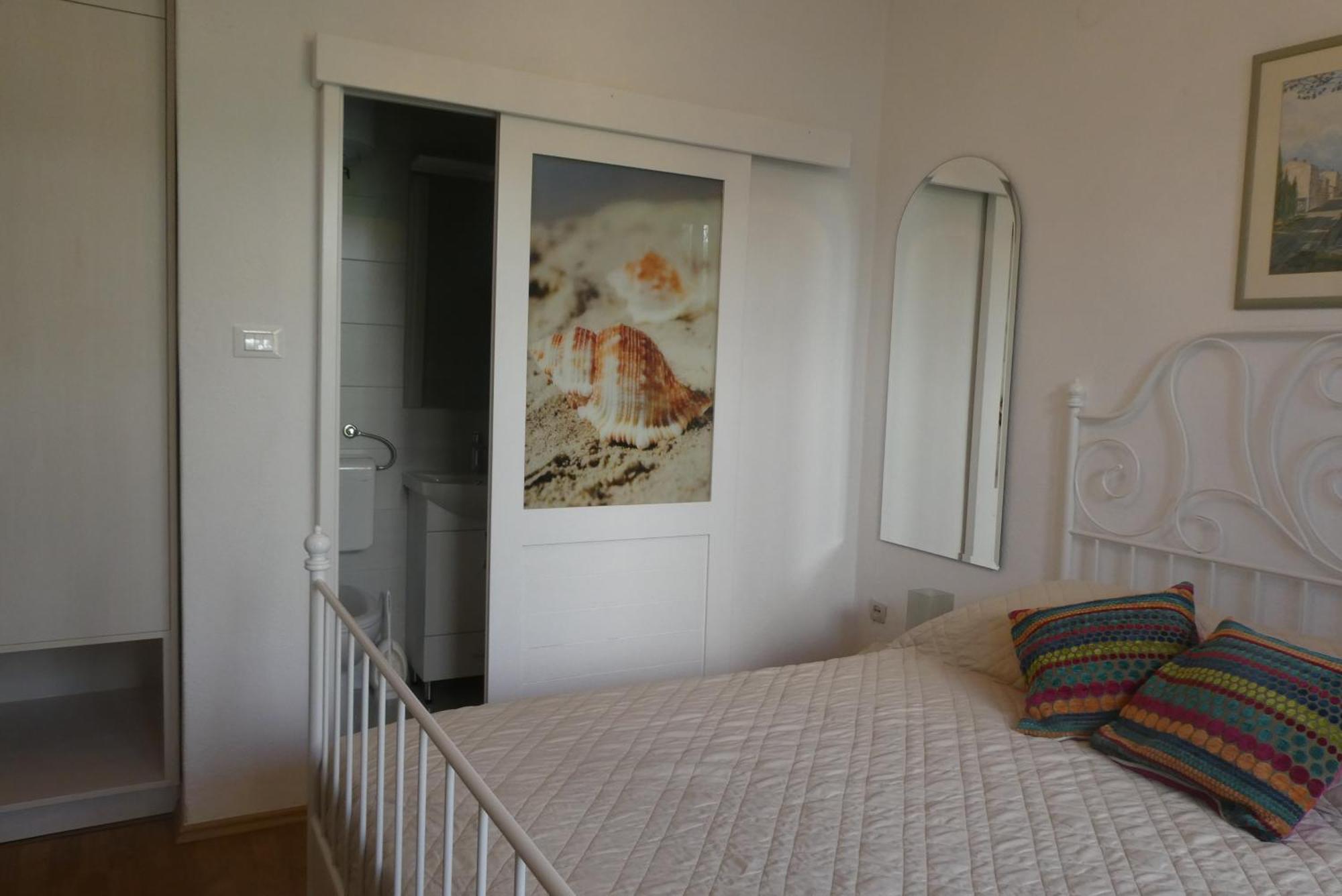 Apartments And Rooms With Parking Space Tucepi, Makarska - 6901 Room photo